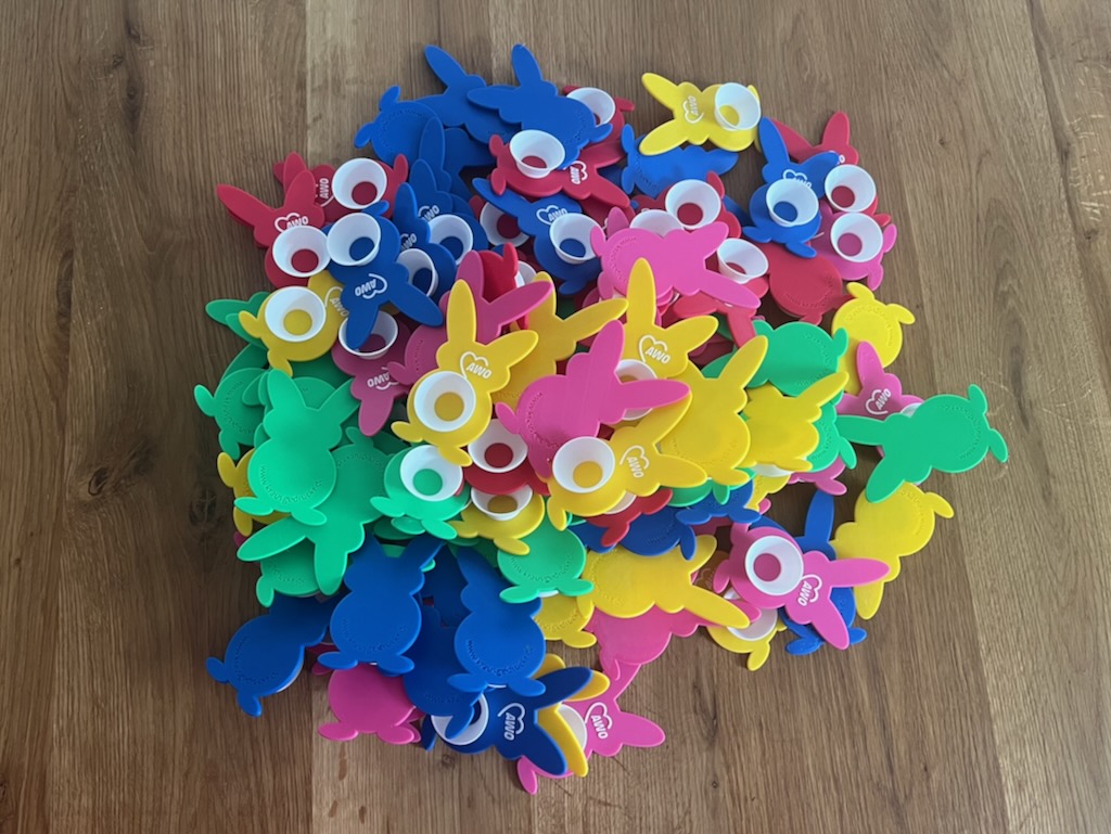 Foto zur Referenz „Bunte Hasen für die AWO