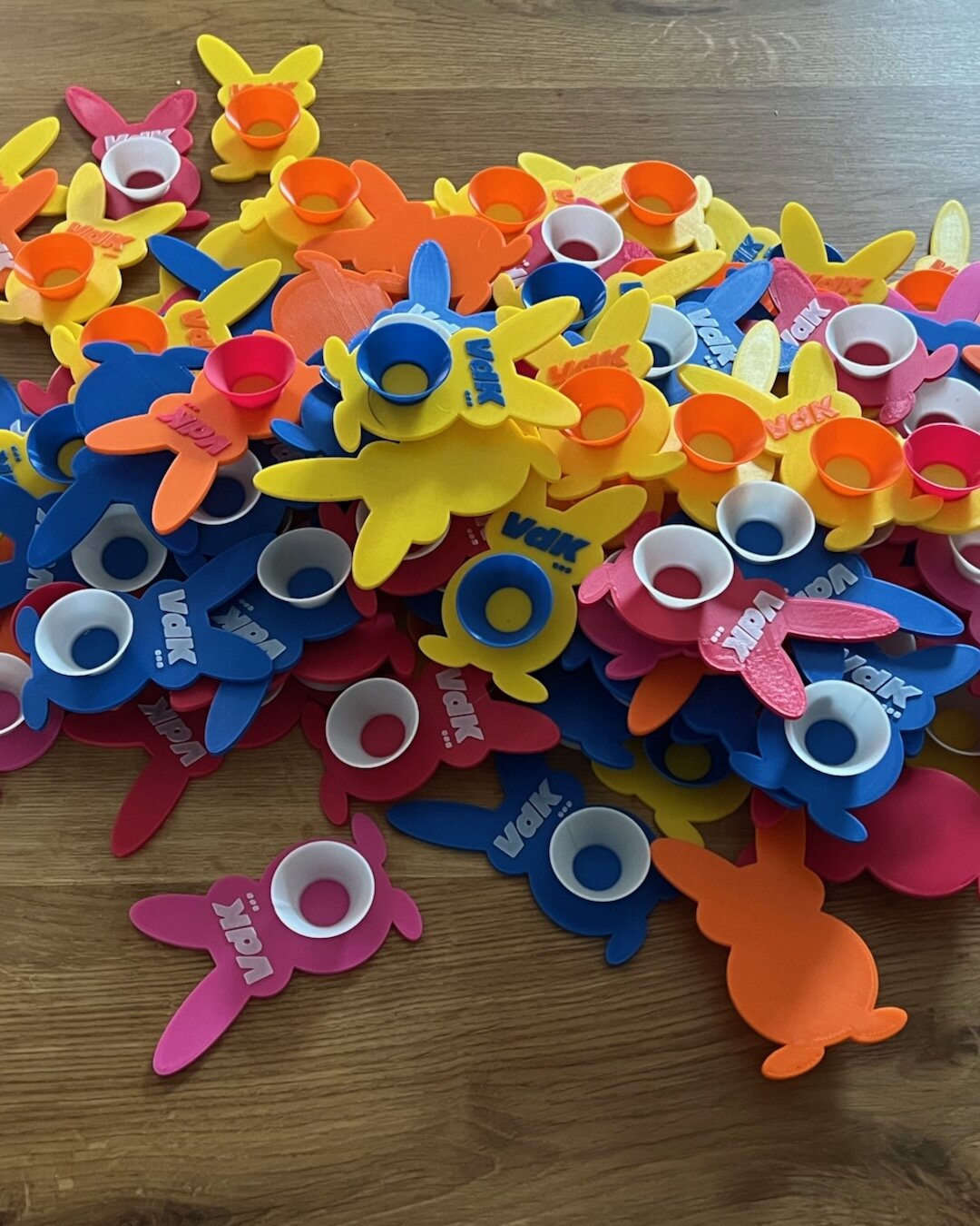Foto zur Referenz „Noch mehr bunte Hasen für die VdK“
